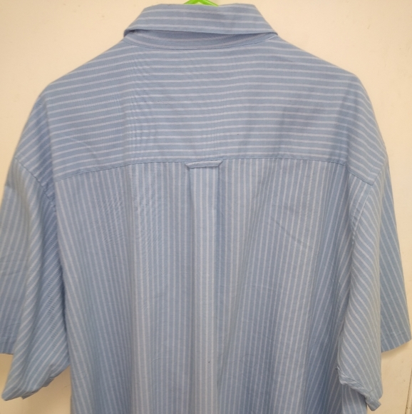 Men's Plus Size Collared Shirt - Picture 2 of 4